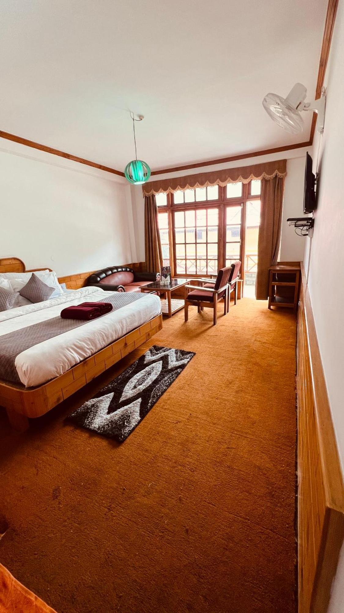 Sita Hotel & Cottage, Manali - A Boutique Wellness Hotel Extérieur photo